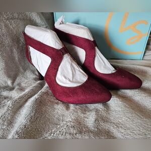 Life Stride Soft System Giovanna2 Wine Suede Pumps Almond Toe Size 7, NIB
